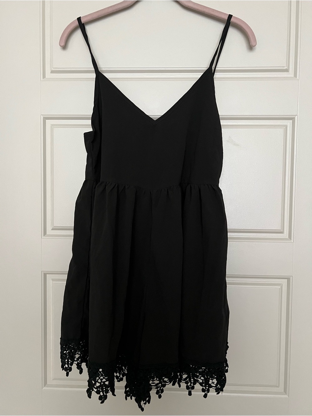 Luvalot NWT Lace Hem Black Romper 8/small Vacation Summer Sleeveless